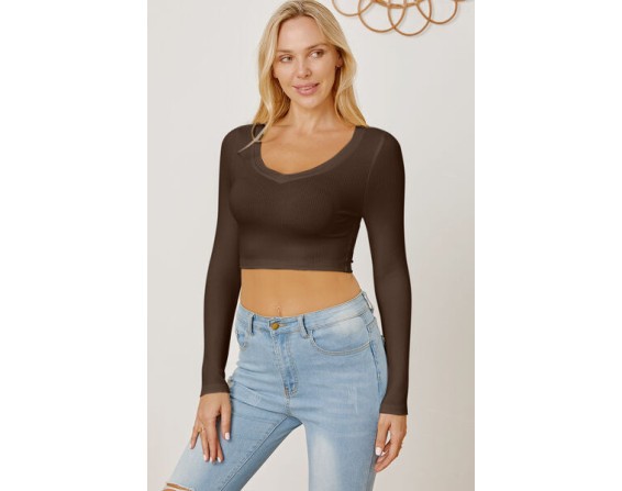 Round Neck Long Sleeve Cropped T-Shirt